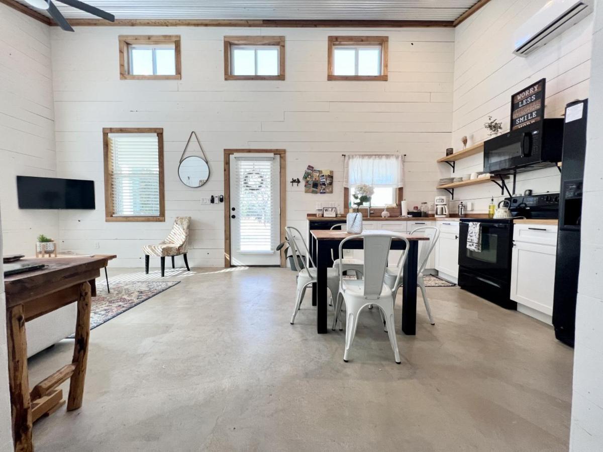 הוילה Spring Branch Hummingbird Haus - Hill Country Views On 20 Acres With Firepit מראה חיצוני תמונה